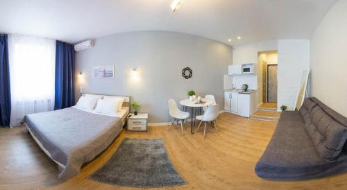 Χώρος καθιστικού στο Modern studio beside metro Yaroslava Mudroho, Universytet - Chernyshevska str 95-7