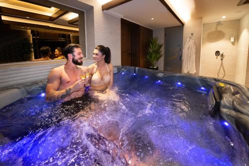 Επισκέπτες που μένουν στο Sky Hotel