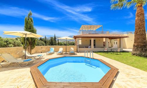 Πισίνα στο ή κοντά στο Villa di Palma Heated Pool