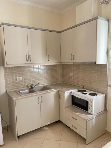 Fotografie z fotogalerie ubytování Sunset Apartments Berdenesh Sarandë v destinaci Sarandë
