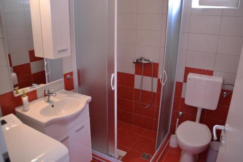 Koupelna v ubytování Apartment Luna
