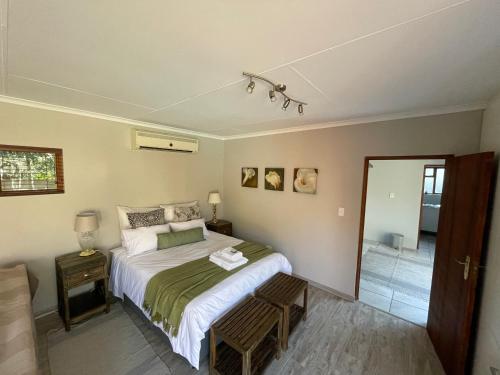 Gallery image of Olive Branch Cottage off grid in Benoni