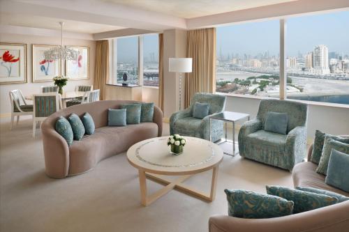 Crowne Plaza Dubai Festival City Image