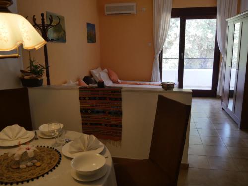 Gallery image of helios-rhodos-apartments in Rhodes Town