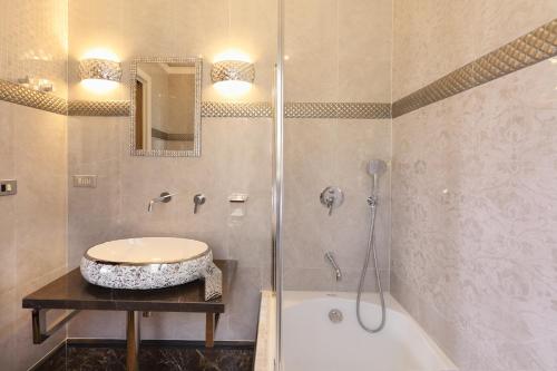 Luxury Villa Taormina city center, terrace with views photo 2