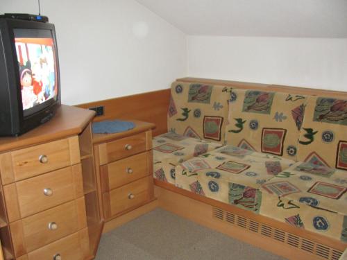 TV a/nebo společenská místnost v ubytování Lampeterhof
