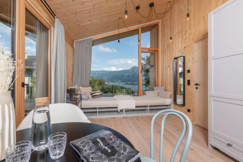 Ein allgemeiner Bergblick oder ein Berglick von der Ferienwohnung aus