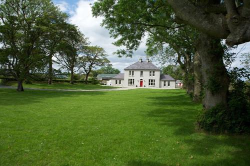Gallery image of Riversdale Country House in Malin
