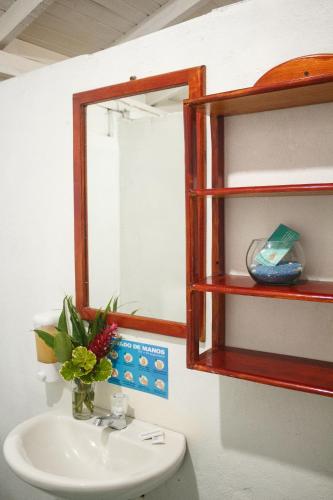 Salle de bains dans l'établissement Cabañas Los Almendros
