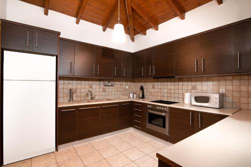 Kép NS-George Apartments by the Airport szállásáról Markópulóban a galériában