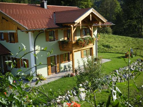 Zahrada ubytování Ferienwohnungen Bergerhof Zuhaus