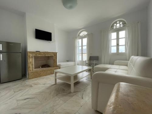Μια τηλεόραση ή/και κέντρο ψυχαγωγίας στο Amedi Villas Tinos