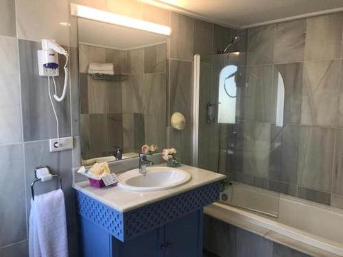 Apartahotel Monarque Sultán (Испания Марбелья) - Booking.com