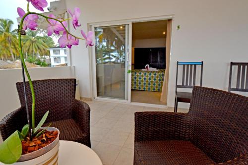 Costarena Beach Hotelにあるシーティングエリア