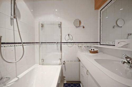 Koupelna v ubytování die AlpenRose