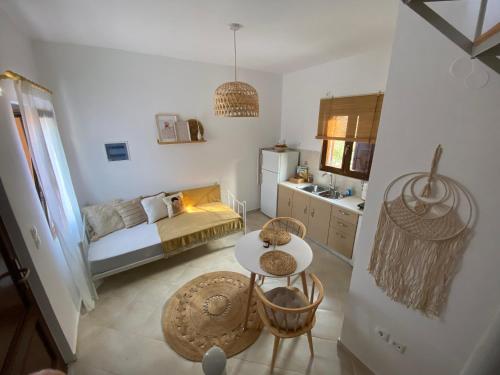 Postel nebo postele na pokoji v ubytování Celestia Apartments