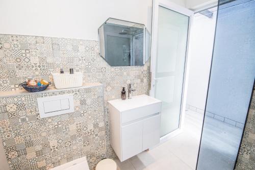 Un baño de The Paper Fig House