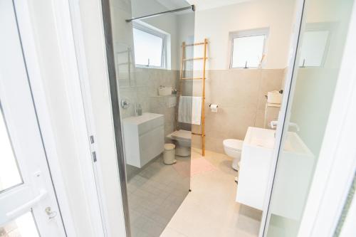 Un baño de The Paper Fig House