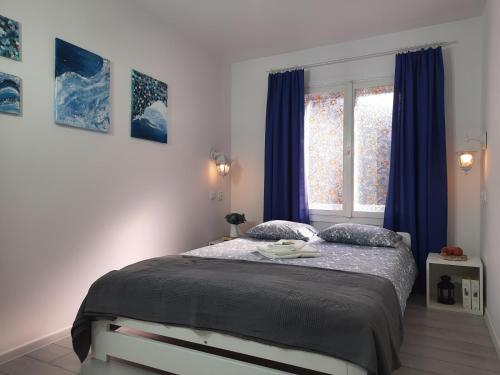 Postel nebo postele na pokoji v ubytování Witrażowa Komnata - Old Town Apartment
