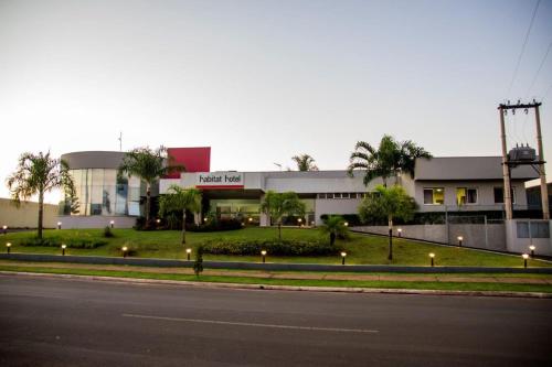 Bangunan di mana terletaknya hotel