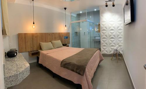 Bob Motel, Sao Paulo, Brazilia