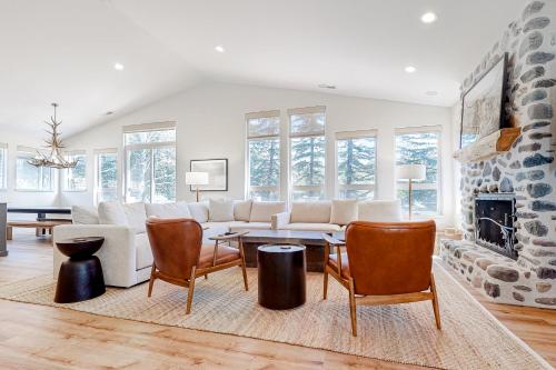 Mountain Air Abode – Photos 2
