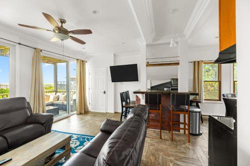 34 Champlain Unit 1 – Photos 3