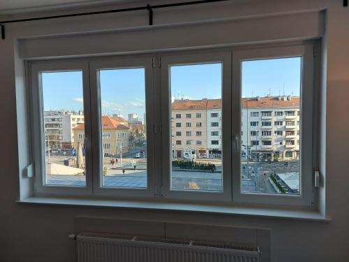 Apartments Square