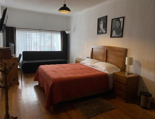 Postel nebo postele na pokoji v ubytování Cozy Private Room