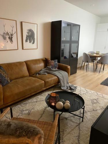 Un lugar para sentarse en Amazing city center apartment