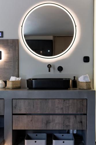 Kavouri Seaside Luxury Bungalow