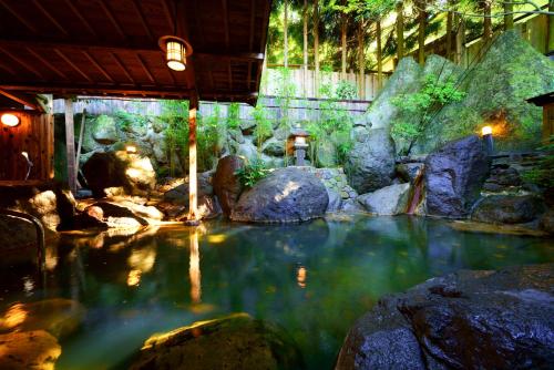 旅館の近くで見られる自然の景観
