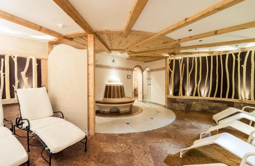 Garni Hotel Rosengarten B&B photo 3