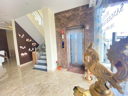 Fotografie z fotogalerie ubytování Hotel Sangeeth Palace v destinaci Rāmeswaram