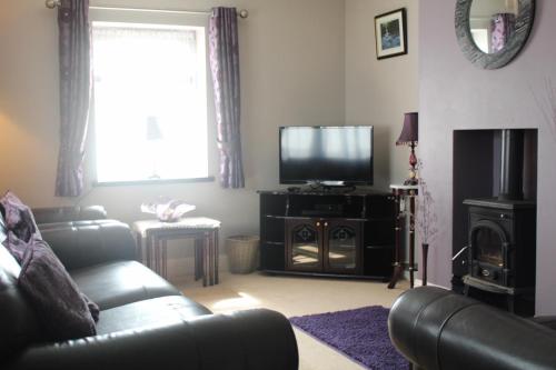 Televisyen dan/atau pusat hiburan di Arnestown Country House