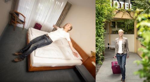 Posteľ alebo postele v izbe v ubytovaní Hotel Altenburgblick