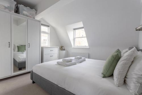 Bright & Airy 1 Bedroom Apartment in Central London