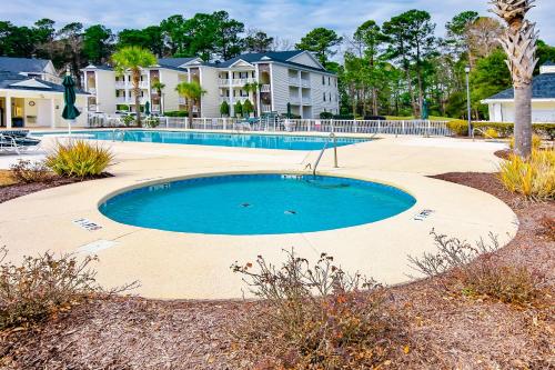 River Oaks Retreat