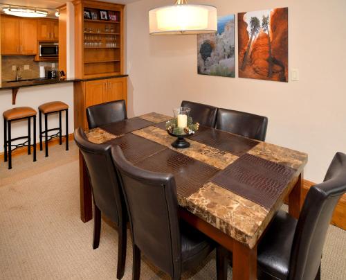 Lionshead Arcade #204 Condo – Photos 5