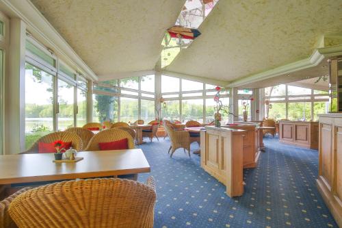 Gallery image of Emsland Hotel Saller See in Freren