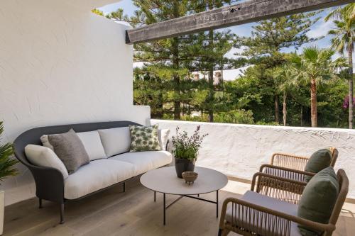 2 Bedroom Apartment in Puente Romano Phase 2, Marbella ...