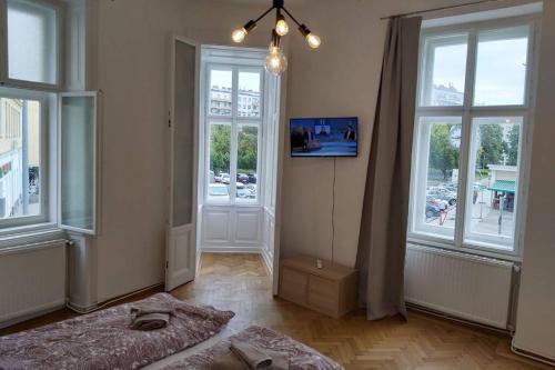 Lovely new 2 bedroom near hannovamarkt