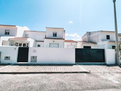 Spacious holiday house at Nazaré