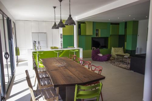 SUPERBE MAISON DE VILLE