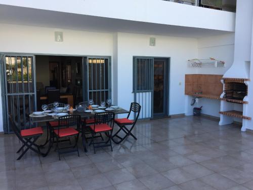 T2 Quarteira 1, Terraço BBQ Prestige For Home