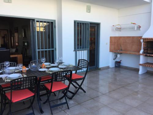 T2 Quarteira 1, Terraço BBQ Prestige For Home