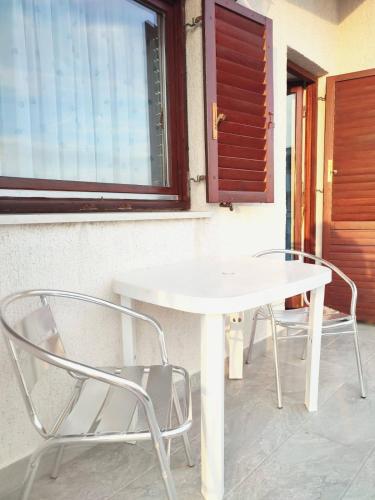 Gallery image of Apartments Villa Anna in Podstrana