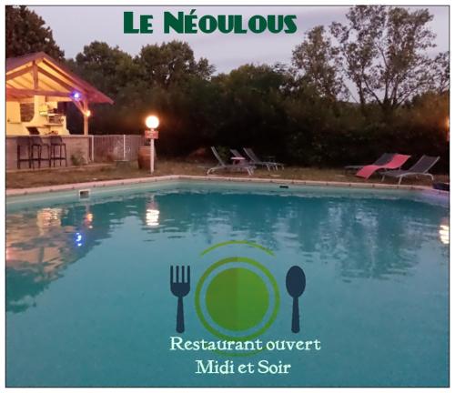 Πισίνα στο ή κοντά στο Le Neoulous