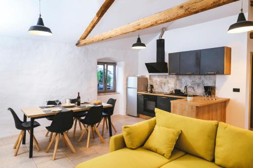 Dapur atau dapur kecil di Roner Resort