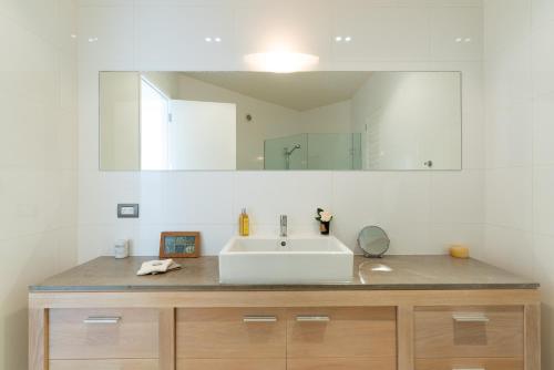 Ένα μπάνιο στο Heaven NZ Luxury Accommodation- Qualmark 5 Star Accredited